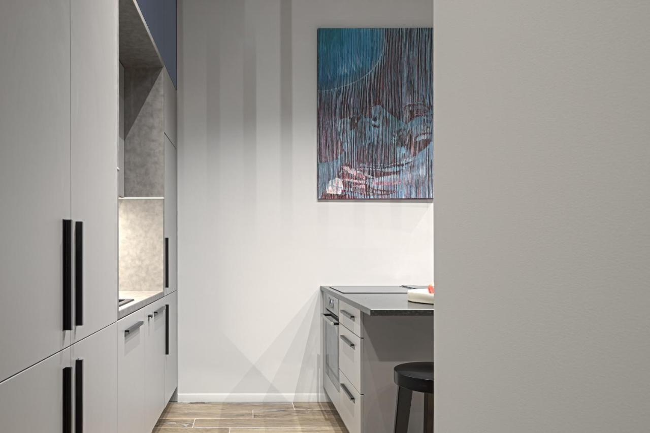 Ivis House Modern Apartment In Vilnius Old Town With Balcony Ngoại thất bức ảnh