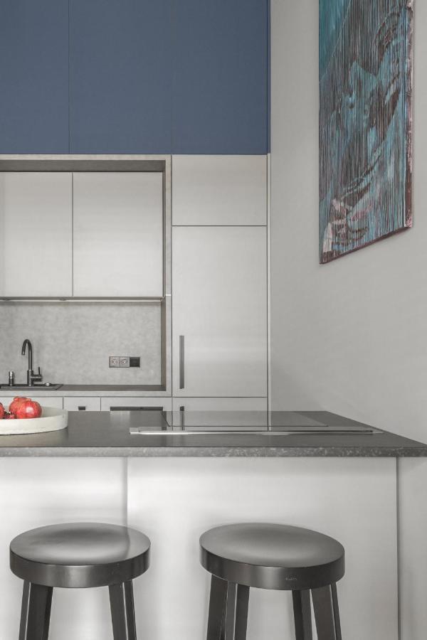Ivis House Modern Apartment In Vilnius Old Town With Balcony Ngoại thất bức ảnh