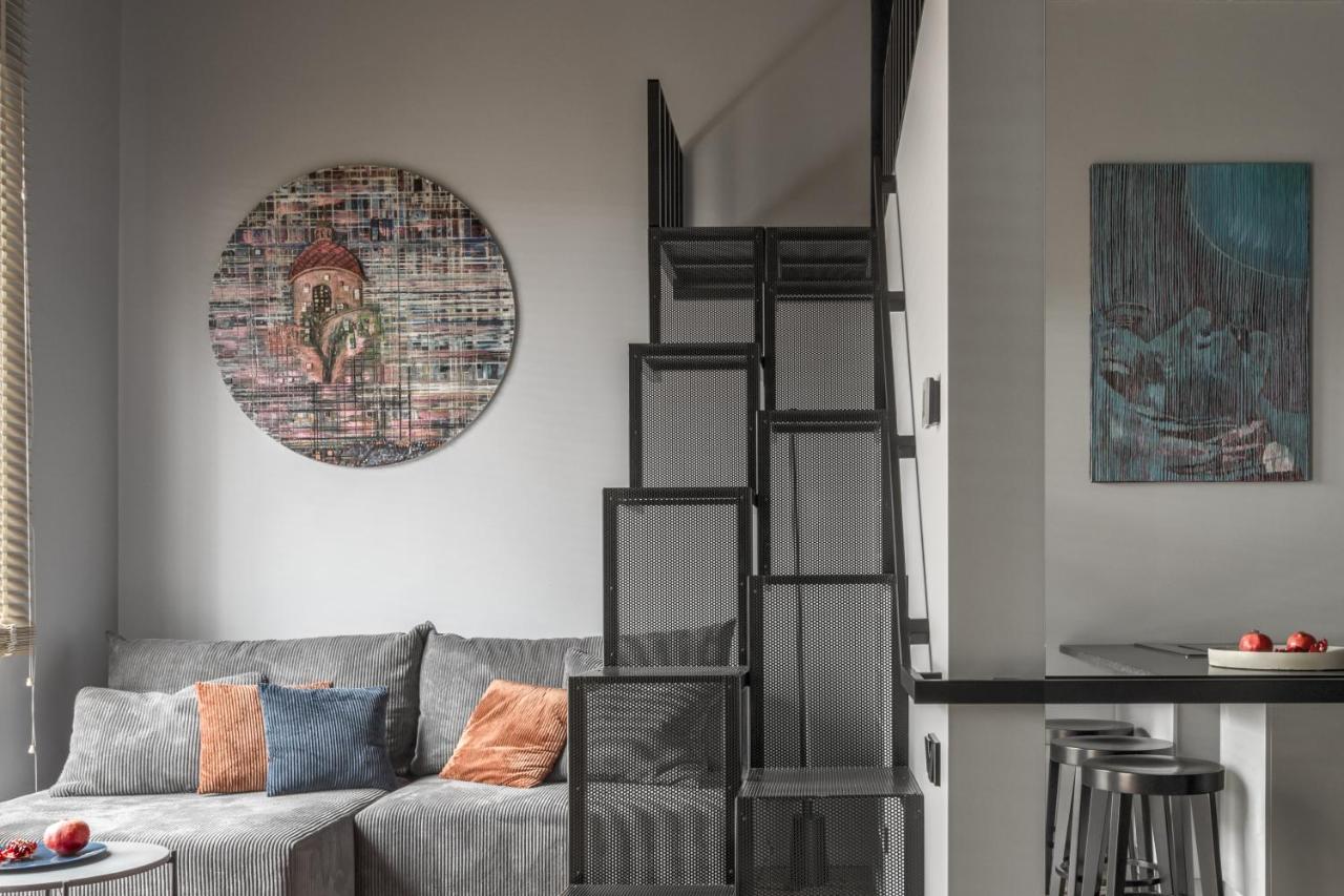 Ivis House Modern Apartment In Vilnius Old Town With Balcony Ngoại thất bức ảnh