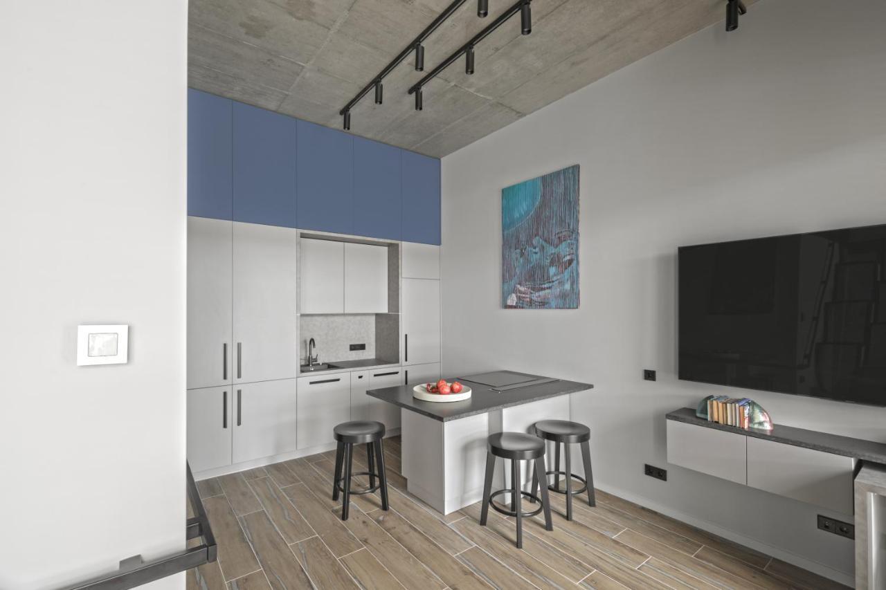 Ivis House Modern Apartment In Vilnius Old Town With Balcony Ngoại thất bức ảnh