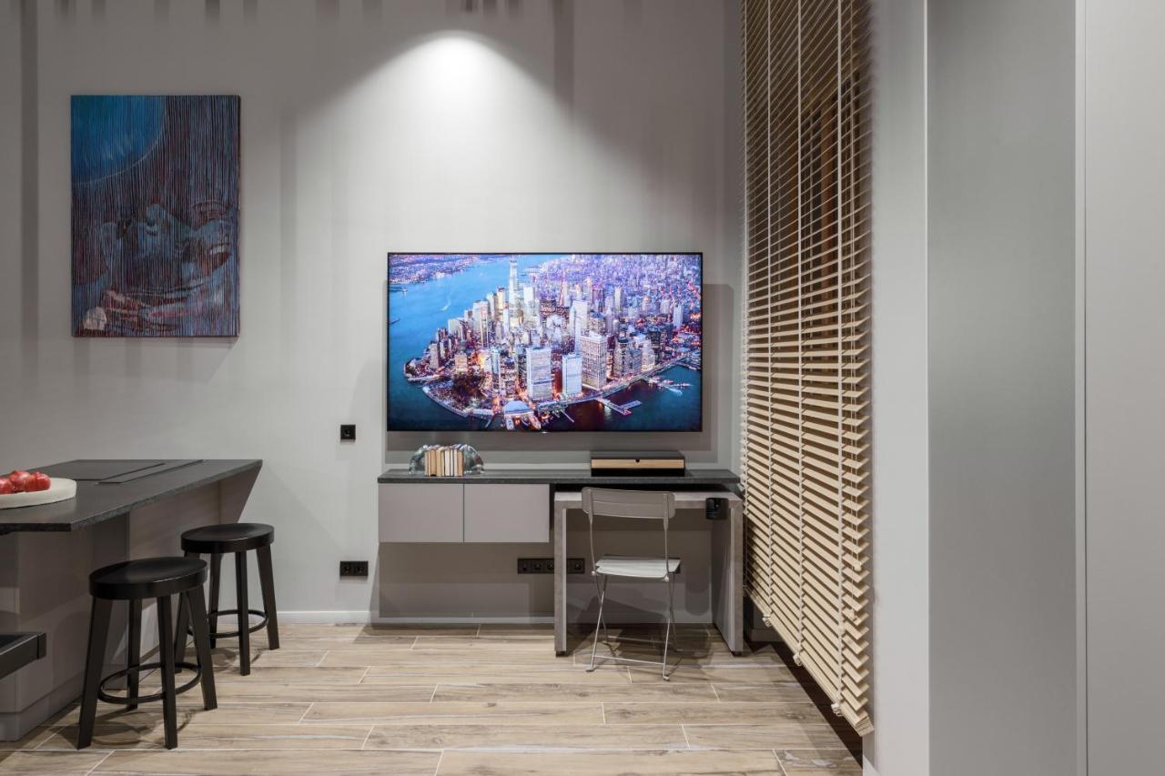 Ivis House Modern Apartment In Vilnius Old Town With Balcony Ngoại thất bức ảnh